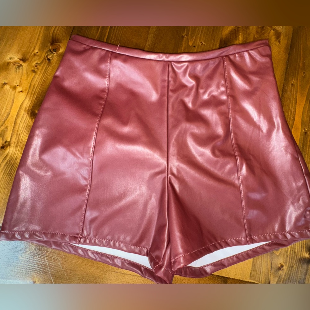 Boutique Faux Leather High-Waist Shorts – Wine/Burgundy – Size S